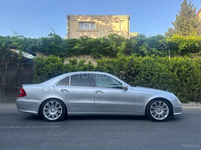 Mercedes E 240 2002, 242,900 km - 2.6 l - Bakı