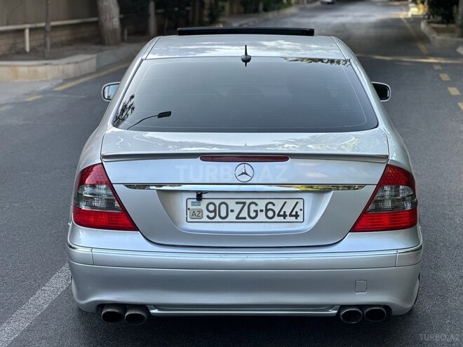 Mercedes E 240 2002, 242,900 km - 2.6 l - Bakı