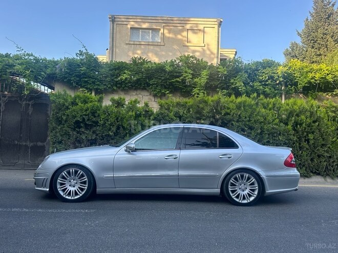 Mercedes E 240 2002, 242,900 km - 2.6 l - Bakı