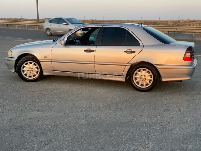 Mercedes C 200 1998, 305,606 km - 2.0 l - Bakı