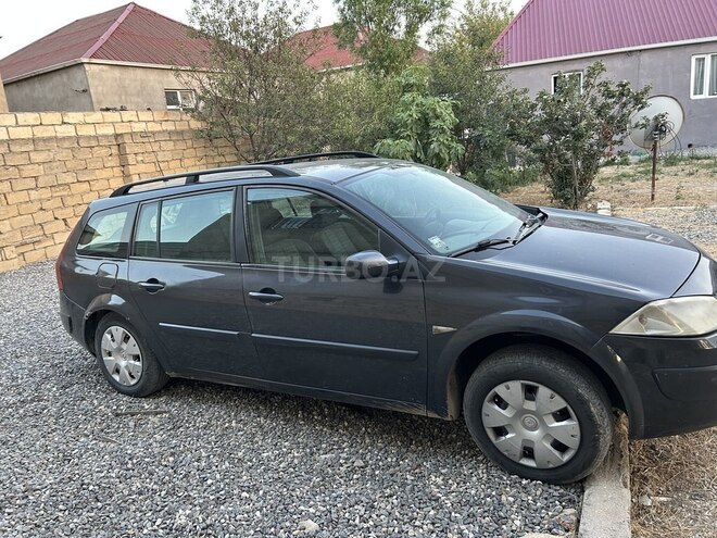 Renault Megane-2