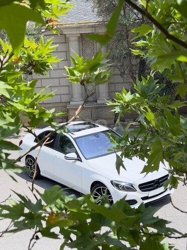 Mercedes C 200 d 2015, 130,000 km - 1.6 l - Bakı