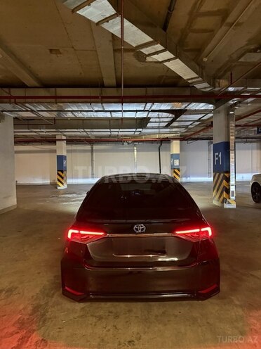 Toyota Corolla 2024, 19,500 km - 1.8 л - Bakı