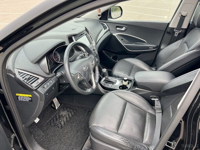 Hyundai Santa Fe-11