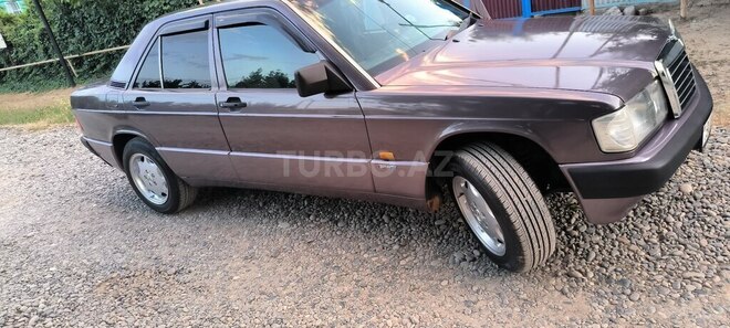 Mercedes 190 1991, 413,000 km - 2.0 l - Füzuli