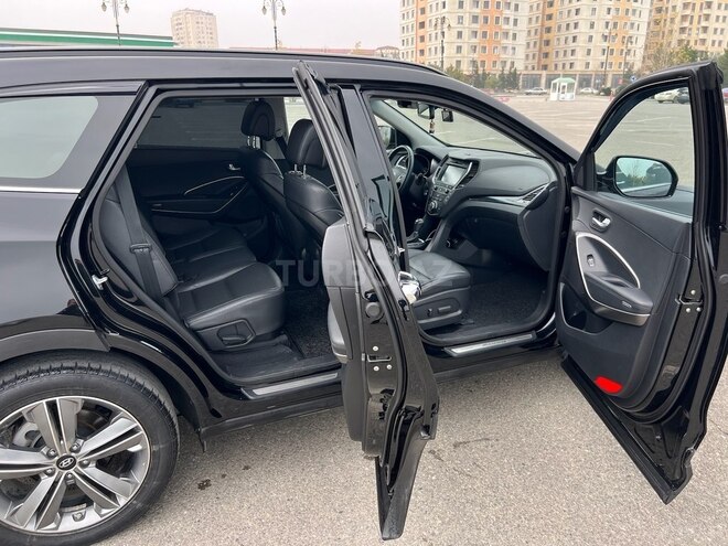 Hyundai Santa Fe-13