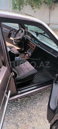 Mercedes 190 1991, 413,000 km - 2.0 l - Füzuli