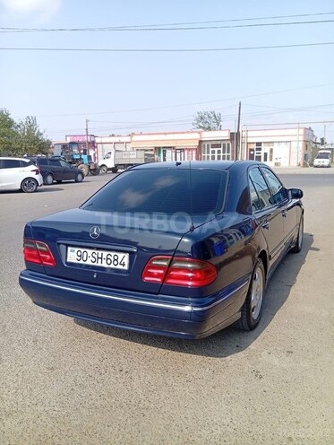 Mercedes E 270 2000, 931,566 km - 2.7 l - Cəlilabad