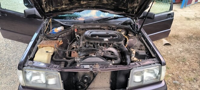 Mercedes 190 1991, 413,000 km - 2.0 l - Füzuli