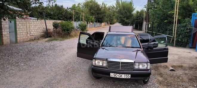 Mercedes 190 1991, 413,000 km - 2.0 l - Füzuli