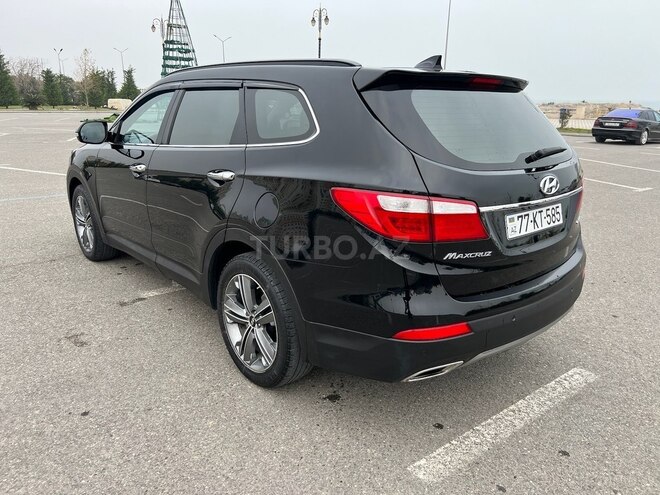 Hyundai Santa Fe-18