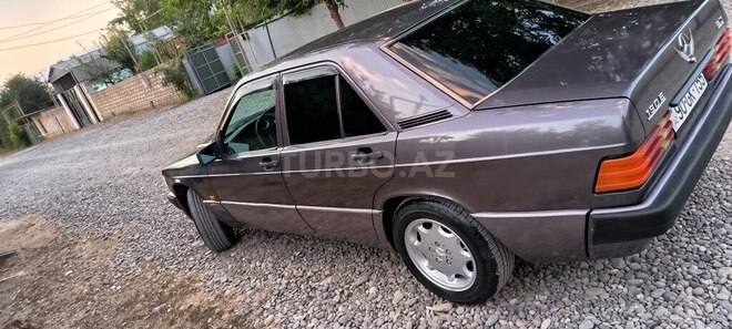 Mercedes 190 1991, 413,000 km - 2.0 l - Füzuli