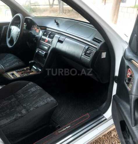 Mercedes E 240 1999, 341,522 km - 2.4 l - Beyləqan