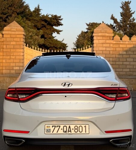 Hyundai Grandeur 2017, 105,000 km - 2.2 л - Bakı