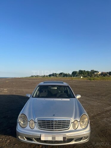 Mercedes E 270 2002, 505,776 km - 2.7 l - Bakı