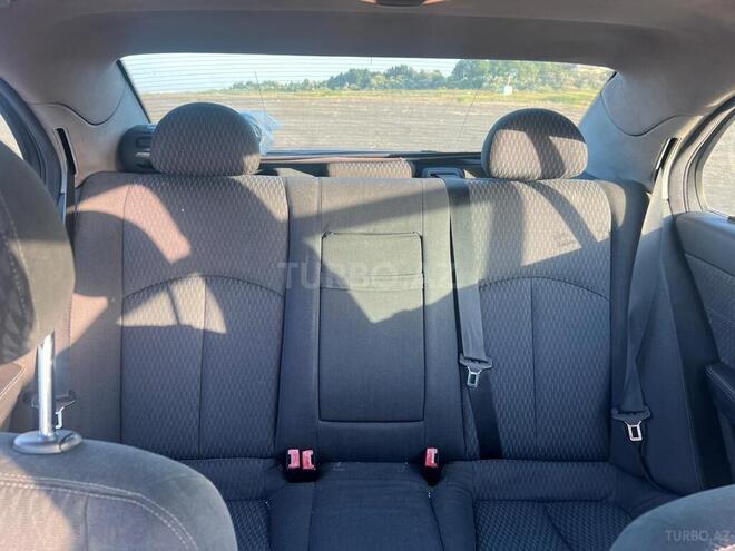 Mercedes E 270 2002, 505,776 km - 2.7 l - Bakı
