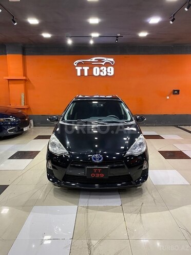 Toyota Prius C 2015, 160,000 km - 1.5 l - Sumqayıt