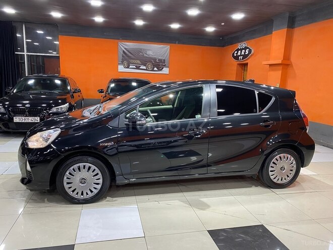 Toyota Prius C 2015, 160,000 km - 1.5 l - Sumqayıt