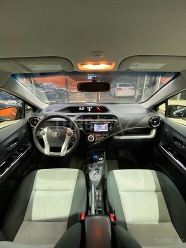 Toyota Prius C 2015, 160,000 km - 1.5 l - Sumqayıt