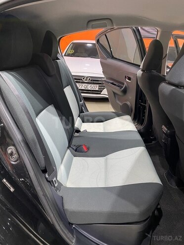 Toyota Prius C 2015, 160,000 km - 1.5 l - Sumqayıt
