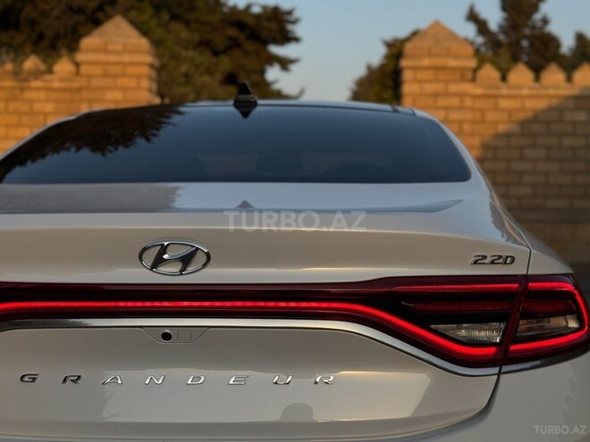 Hyundai Grandeur 2017, 105,000 km - 2.2 л - Bakı