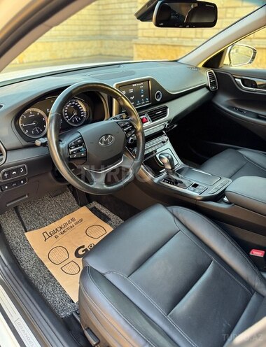 Hyundai Grandeur 2017, 105,000 km - 2.2 л - Bakı