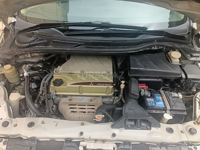 Mitsubishi Grandis 2003, 355,143 km - 2.4 l - Bakı