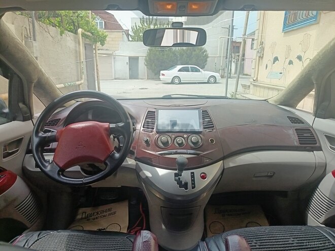 Mitsubishi Grandis 2003, 355,143 km - 2.4 l - Bakı