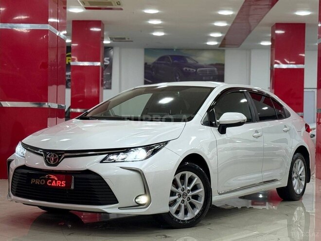Toyota Corolla 2022, 100,000 km - 1.6 l - Bakı