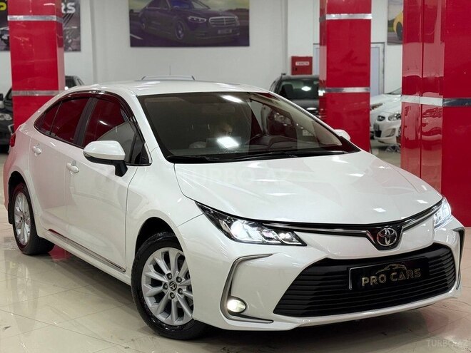 Toyota Corolla 2022, 100,000 km - 1.6 l - Bakı
