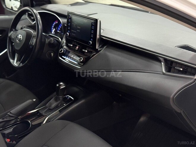 Toyota Corolla 2022, 100,000 km - 1.6 l - Bakı
