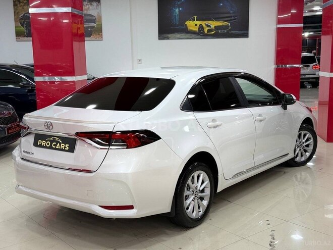 Toyota Corolla 2022, 100,000 km - 1.6 l - Bakı