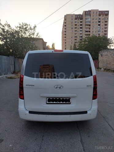 Hyundai H-1 2010, 189,000 km - 2.5 л - Bakı