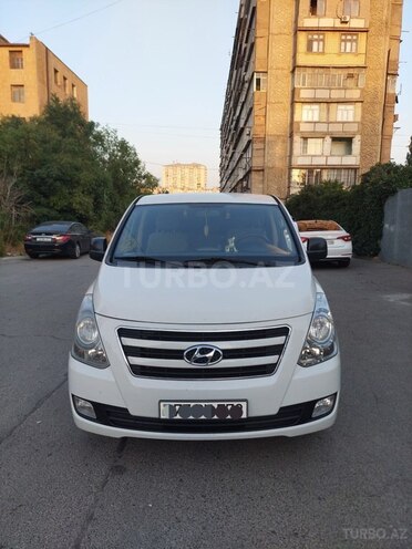 Hyundai H-1 2010, 189,000 km - 2.5 л - Bakı
