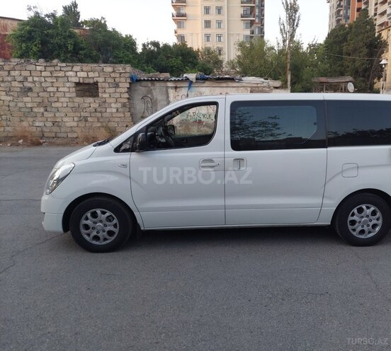 Hyundai H-1 2010, 189,000 km - 2.5 л - Bakı