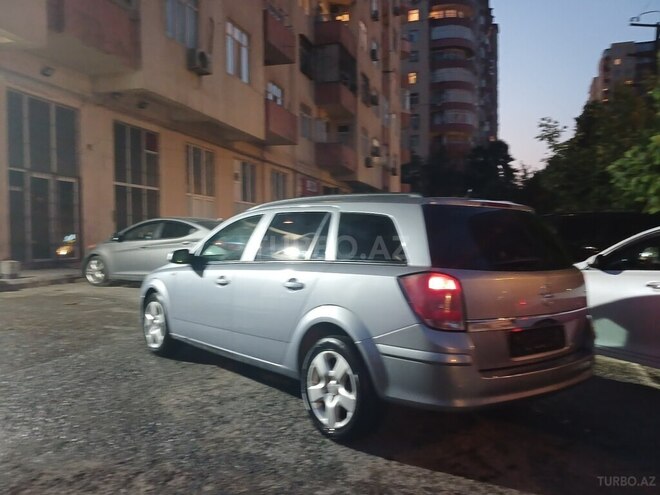 Opel Astra 2006, 300,000 km - 1.9 l - Bakı