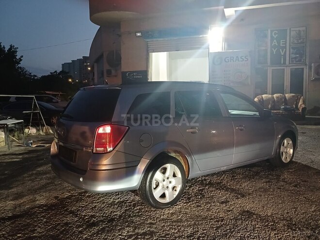 Opel Astra 2006, 300,000 km - 1.9 l - Bakı