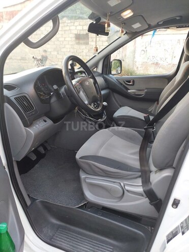 Hyundai H-1 2010, 189,000 km - 2.5 л - Bakı