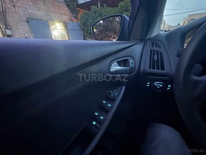 Ford Focus (North America) 2018, 250,000 km - 2.0 l - Bakı