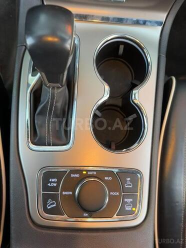 Jeep Grand Cherokee-6
