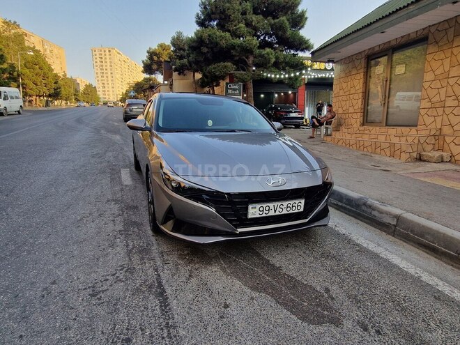 Hyundai Elantra 2021, 84,000 km - 1.6 l - Bakı
