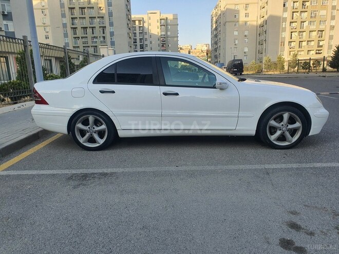 Mercedes C 180 2000, 240,200 km - 2.0 l - Bakı