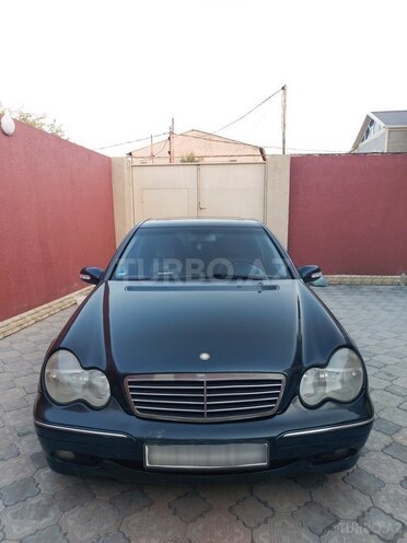 Mercedes C 180 2002, 328,000 km - 1.8 л - Bakı