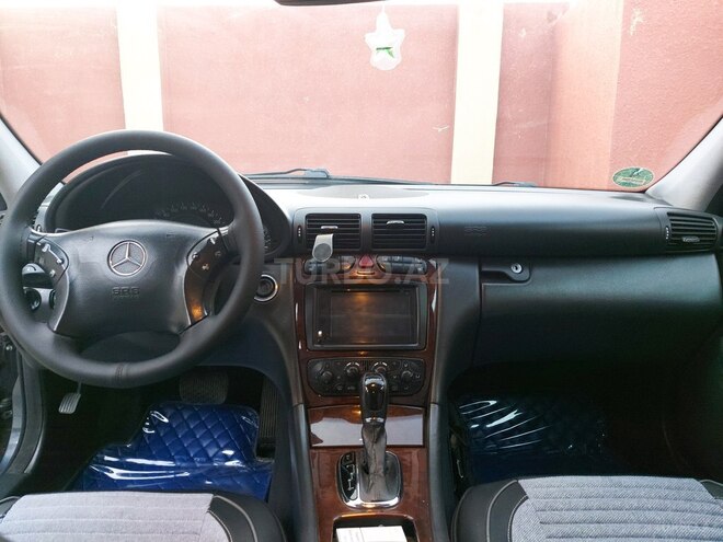 Mercedes C 180 2002, 328,000 km - 1.8 л - Bakı