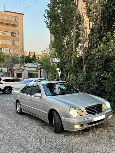 Mercedes E 220 d 2000, 380,000 km - 2.2 l - Bakı