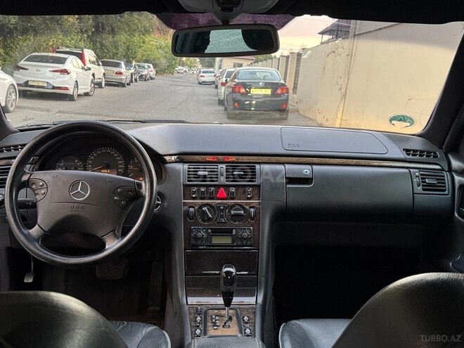 Mercedes E 220 d 2000, 380,000 km - 2.2 l - Bakı
