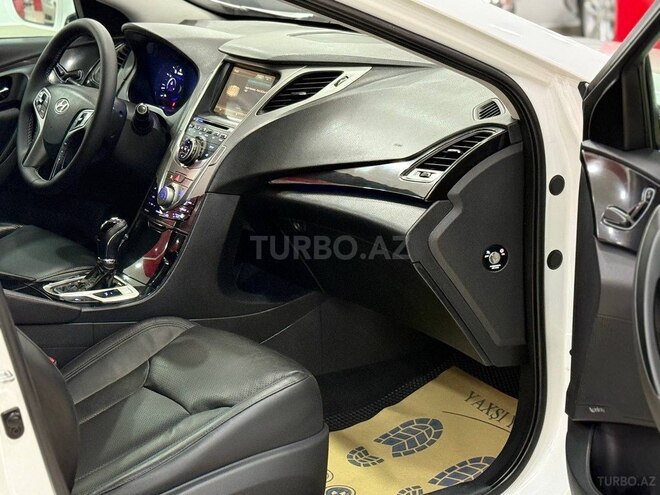 Hyundai Grandeur 2012, 210,000 km - 3.0 л - Bakı