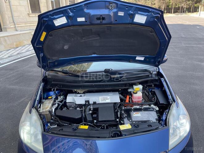 Toyota Prius 2011, 378,321 km - 1.8 l - Sumqayıt