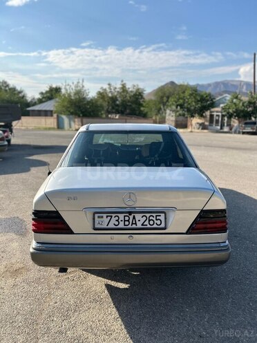 Mercedes E 300 d 1994, 615,738 km - 3.0 l - Naxçıvan