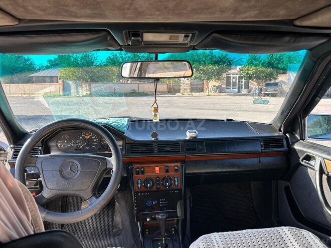 Mercedes E 300 d 1994, 615,738 km - 3.0 l - Naxçıvan